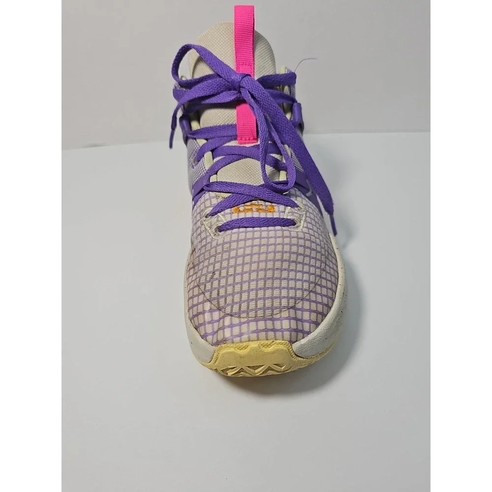 NIKE LEBRON WITNESS 7 SHOES SIZE 5Y YOUTH‎ GRAPE ORANGE